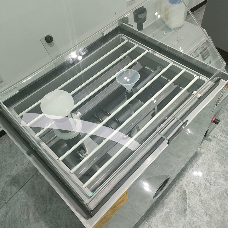 Chambre environnementale d'essai à l'embrun salin, trou de 50mm espaçant la machine d'essai de corrosion