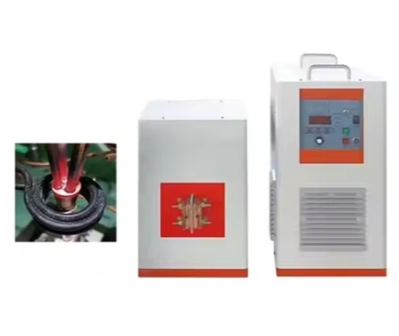 Machine de durcissement et de trempage par induction pour rails de guidage linéaires avec une dureté et une résistance à l'usure améliorées