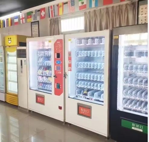 Vendeuse automatique avec chauffage rapide et grande capacité pour les repas chauds et froids