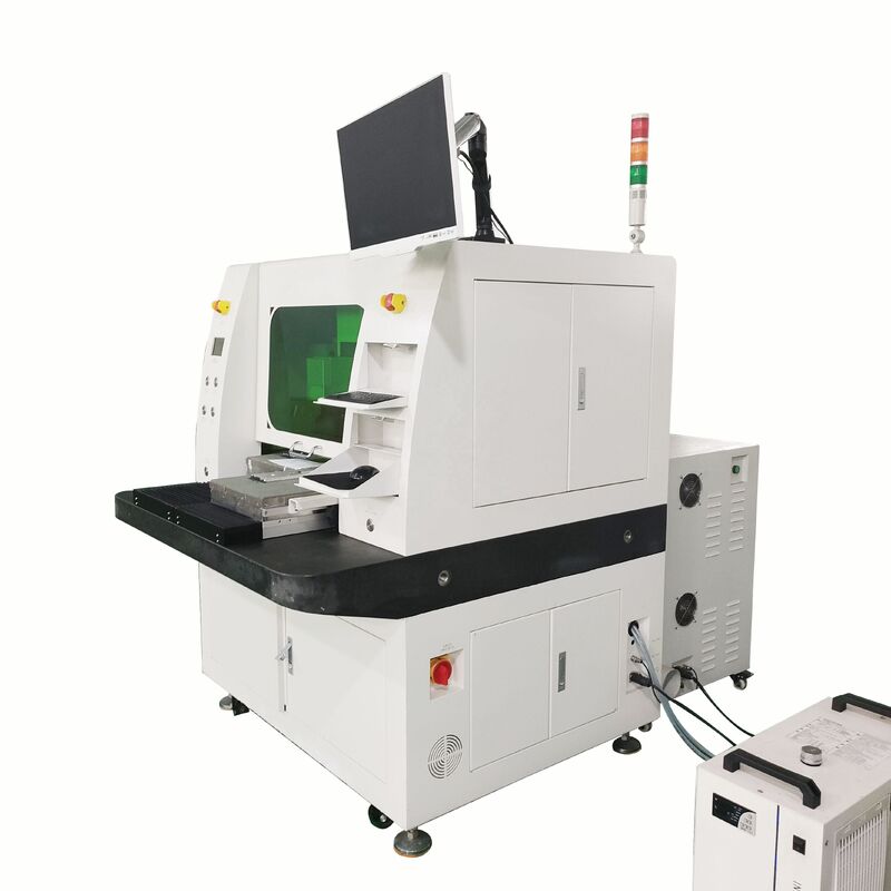 Machine de routage de forage sur PCB avec une distance de déplacement de 350 mm*300 mm, un rapport de résolution de 0,5 μm et une puissance de sortie laser de 15 W