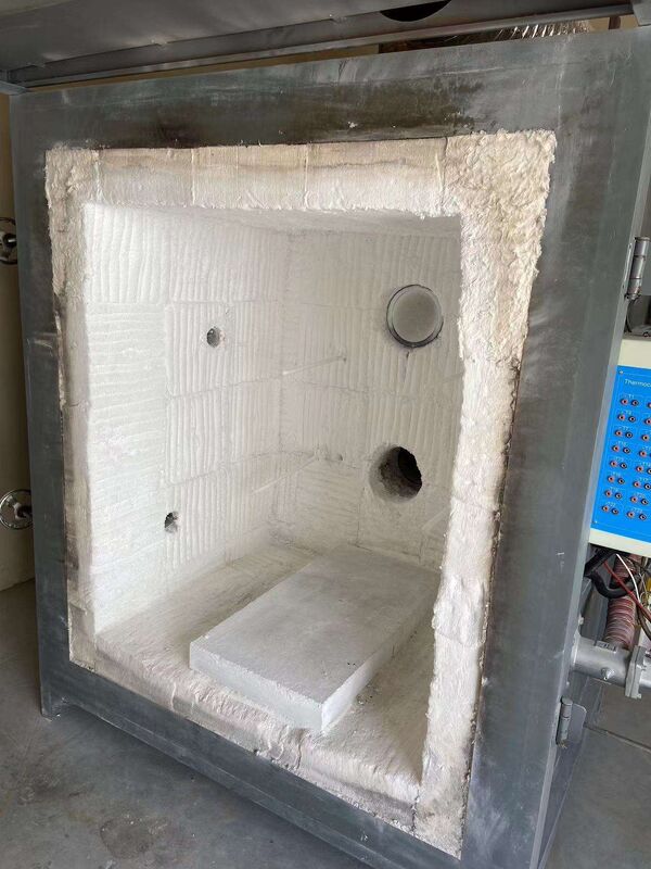 Forneau d'essai de résistance au feu vertical conforme à la norme ISO 834 à température de 1200 °C et construction modulaire