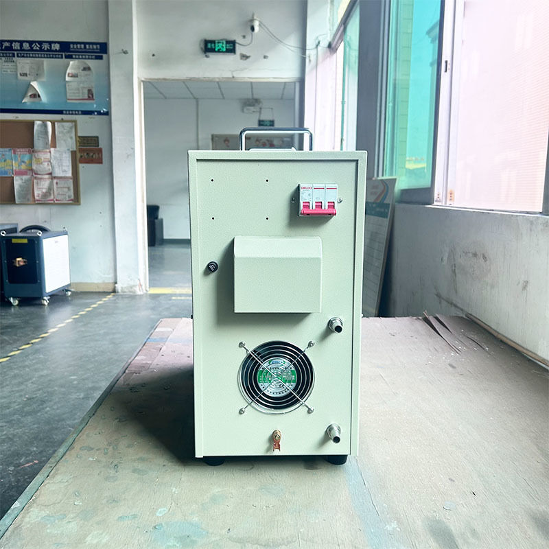 Équipement de chauffage par induction de 120 kW