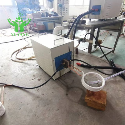 machine de chauffage par induction de 7.5L/Min 0.06-0.12Mpa pour le chapeau de tube de cuivre